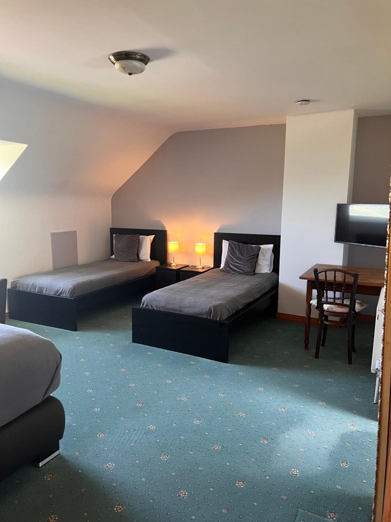 Bed and Breakfast Valentia View Портмаґі Номер фото