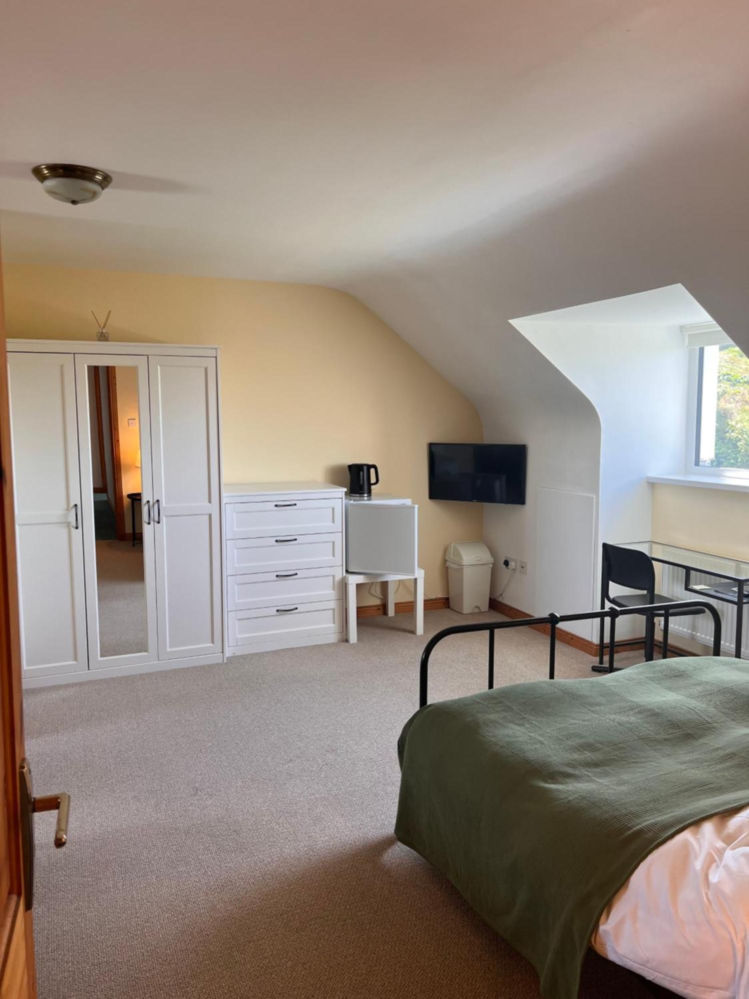 Bed and Breakfast Valentia View Портмаґі Номер фото