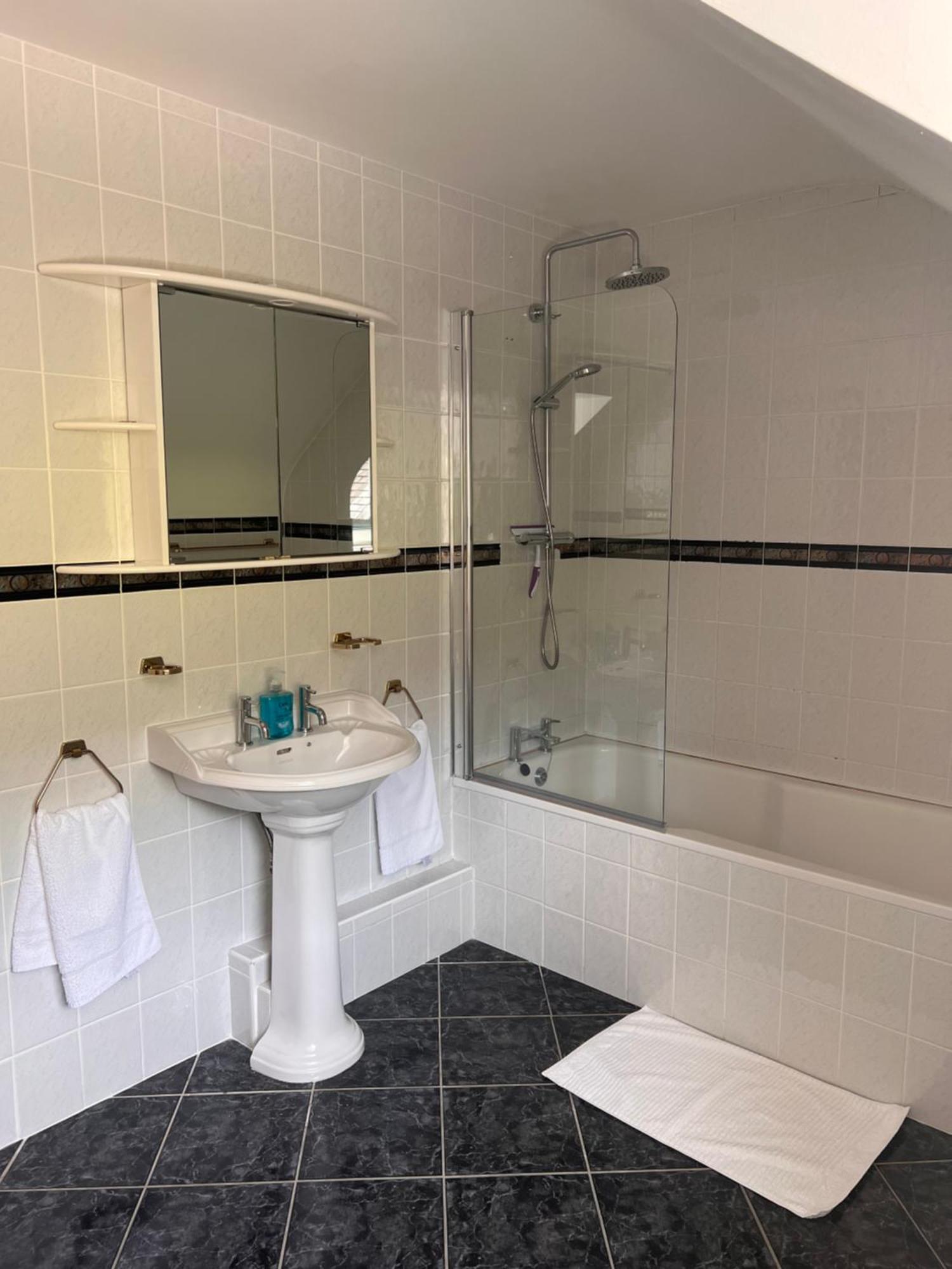 Bed and Breakfast Valentia View Портмаґі Номер фото